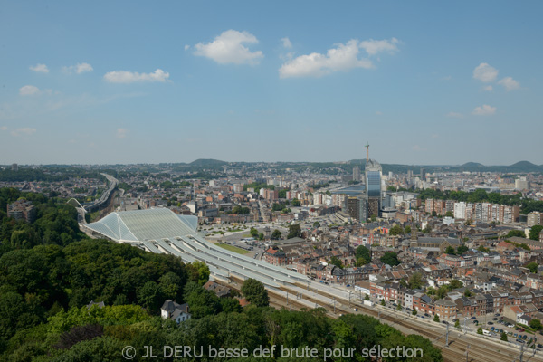 tour des finances à Liège